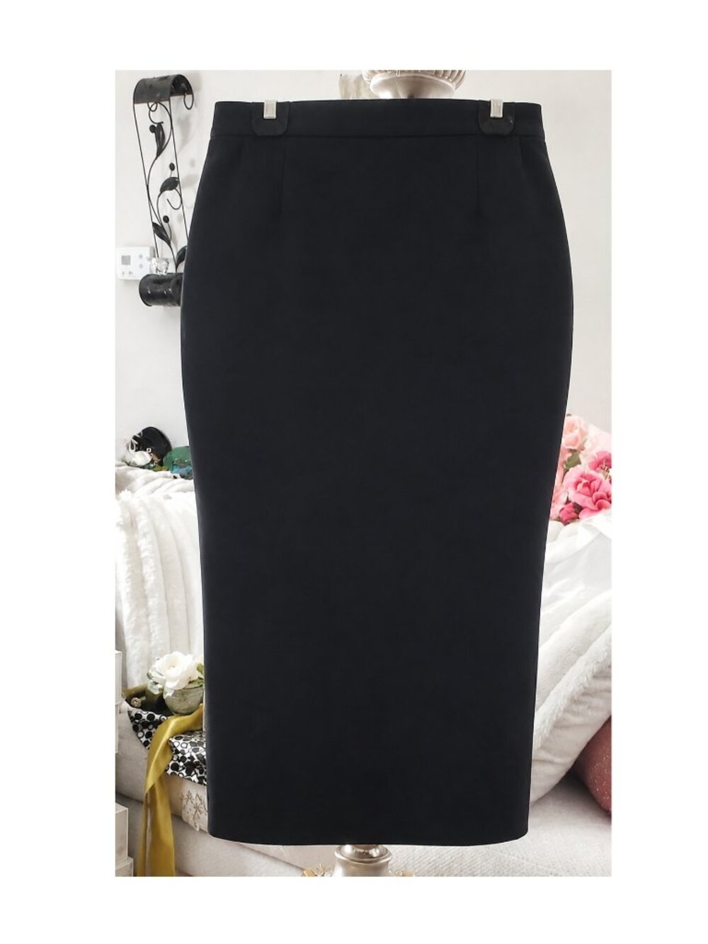 Lisa Rene Couture Collection - Picture 5 of 8